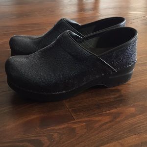 Dansko Shoes (Like New)